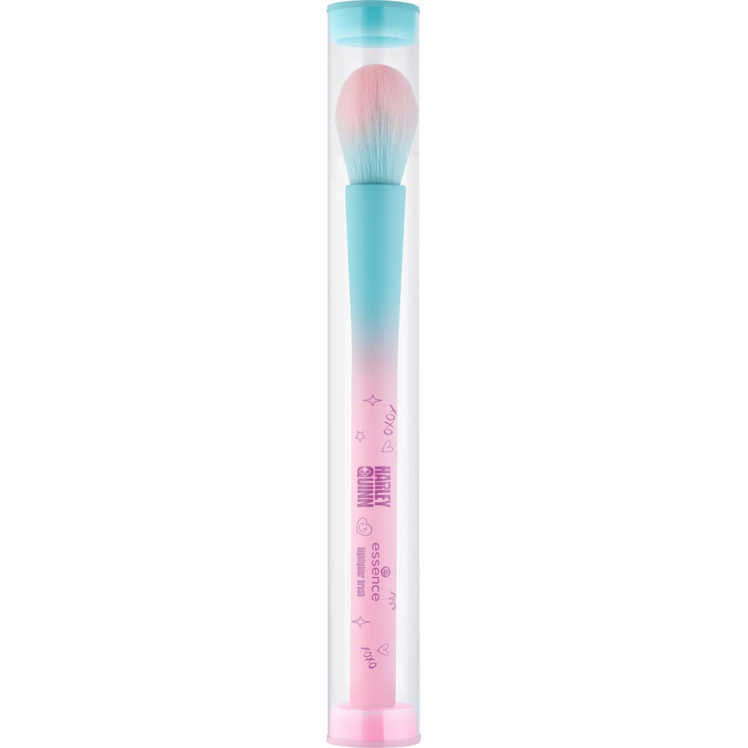Brocha De Maquillaje Para Iluminador Harley Quinn ESSENCE 1 Pieza